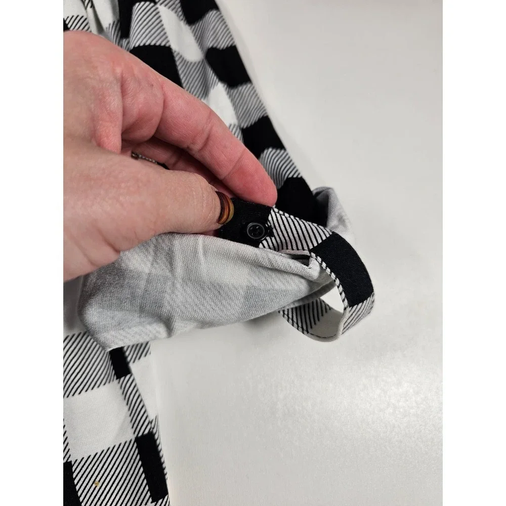 Kim rogers size XL open front cardigan tunic buffalo plaid Roll tab